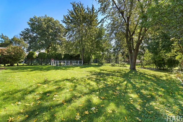 1425 Concord Lane, Schaumburg, IL 60193