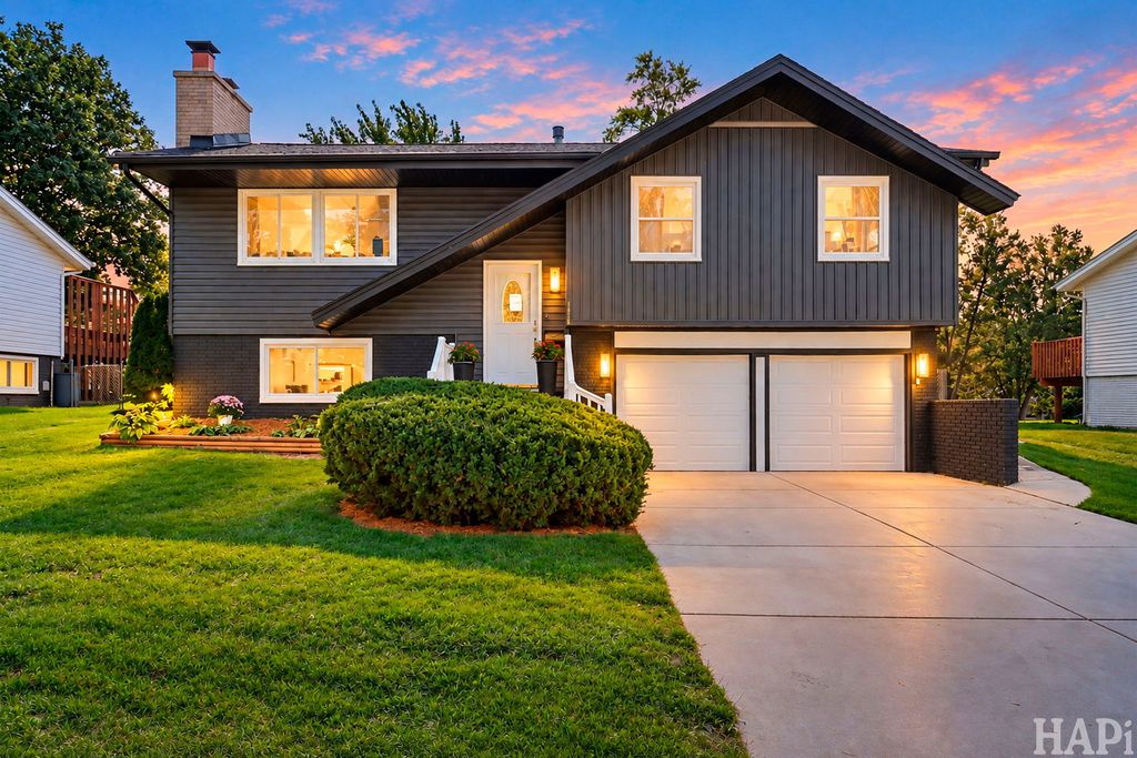 1425 Concord Lane, Schaumburg, IL 60193