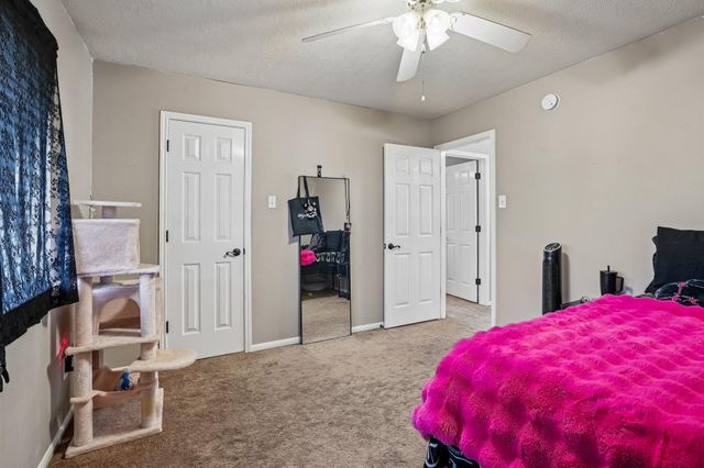 10900 Sycamore Drive N, La Porte, TX 77571