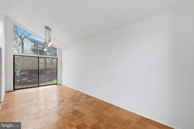 5317 LIGHTNING VIEW RD, Columbia, MD 21045