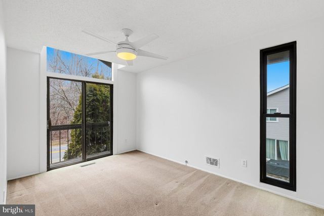 5317 LIGHTNING VIEW RD, Columbia, MD 21045