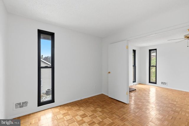 5317 LIGHTNING VIEW RD, Columbia, MD 21045