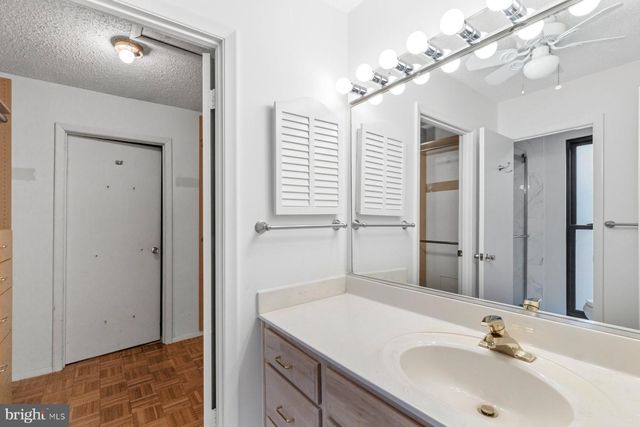 5317 LIGHTNING VIEW RD, Columbia, MD 21045