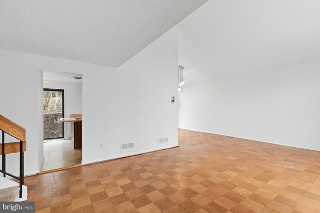 5317 LIGHTNING VIEW RD, Columbia, MD 21045