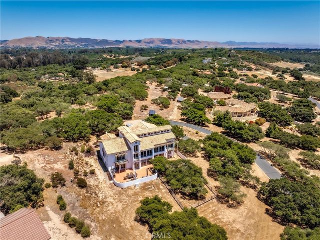 1790 Calle Laguna, Arroyo Grande, CA 93420