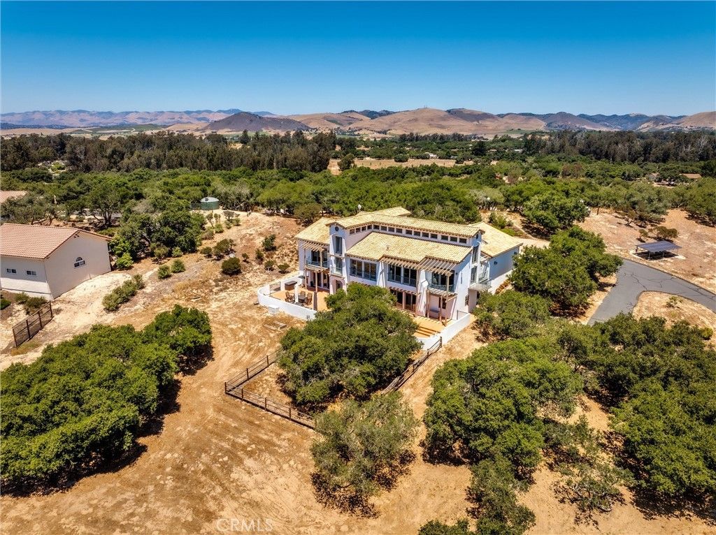 1790 Calle Laguna, Arroyo Grande, CA 93420