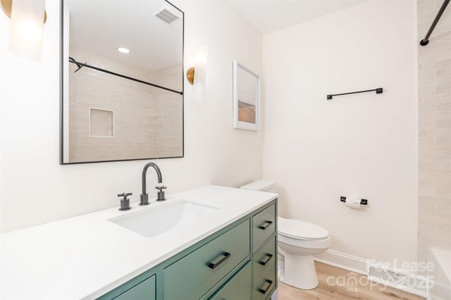 7726 Wallace Lane, Charlotte, NC 28212