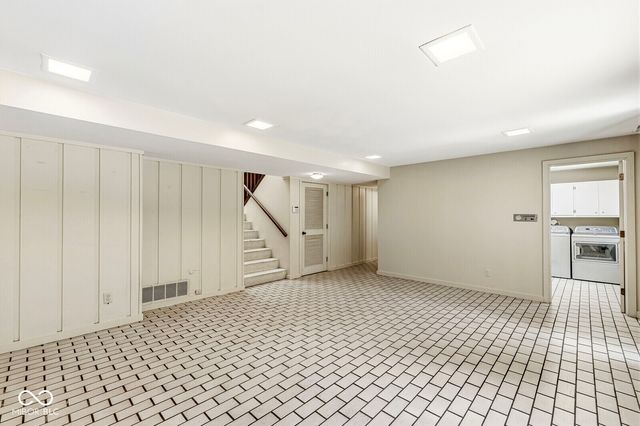 232 Williams Drive, Indianapolis, IN 46260