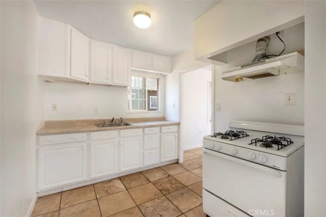 515 Broadway East, Anaheim, CA 92805