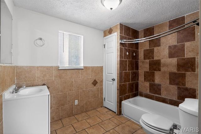 308 Superior Drive, St Louis, MO 63135