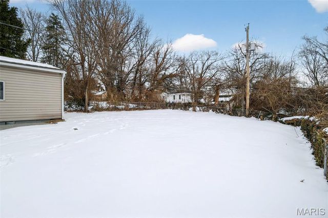 308 Superior Drive, St Louis, MO 63135