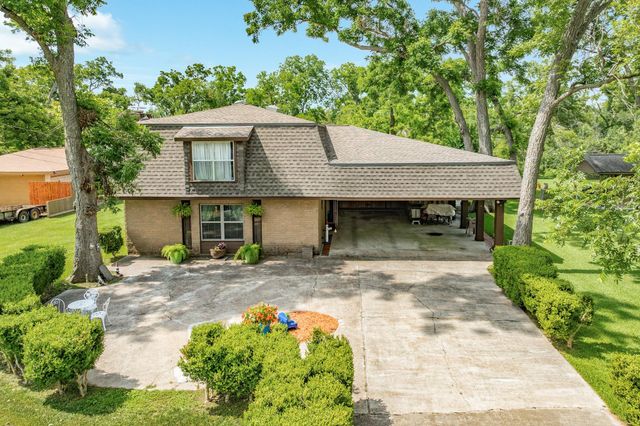 349 Pecan Estates Road C616R, Angleton, TX 77515