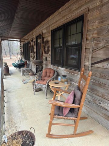 8830 State Hwy E, Houston, MO 65483