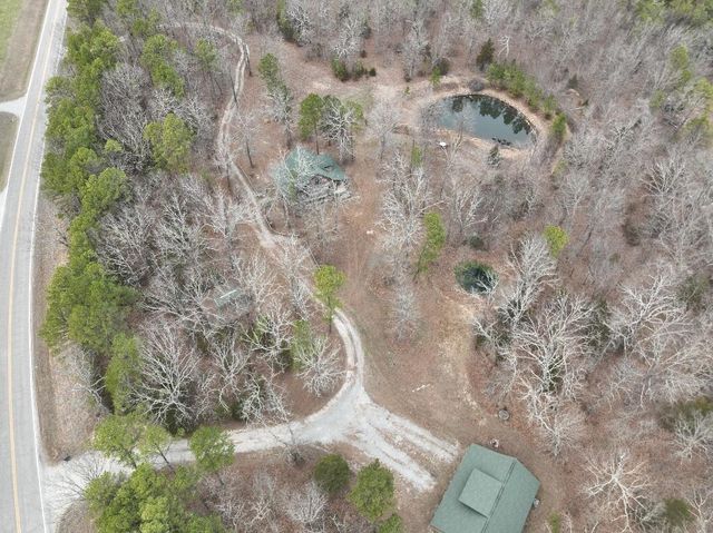 8830 State Hwy E, Houston, MO 65483