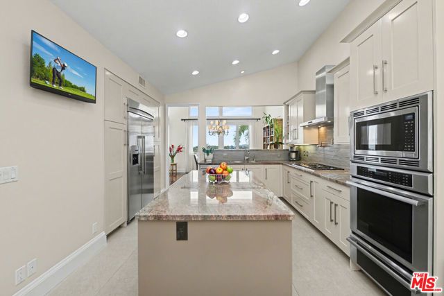 12544 The Vista, Los Angeles, CA 90049