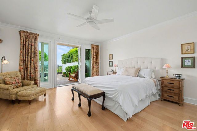 12544 The Vista, Los Angeles, CA 90049