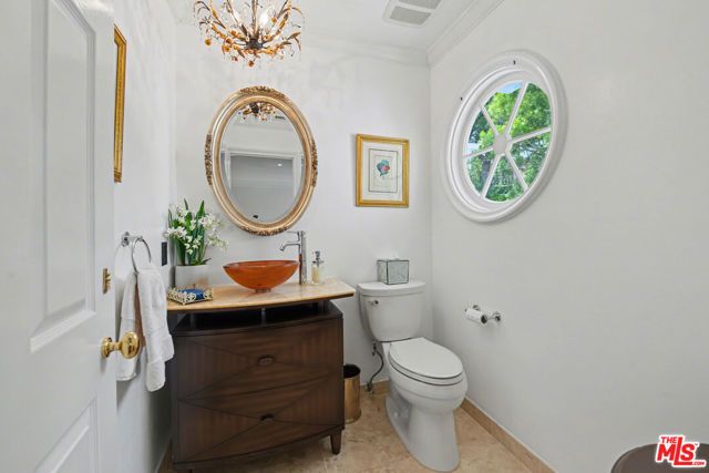 12544 The Vista, Los Angeles, CA 90049