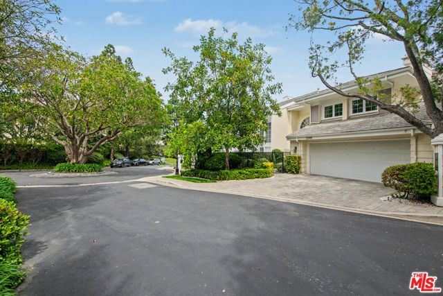 12544 The Vista, Los Angeles, CA 90049