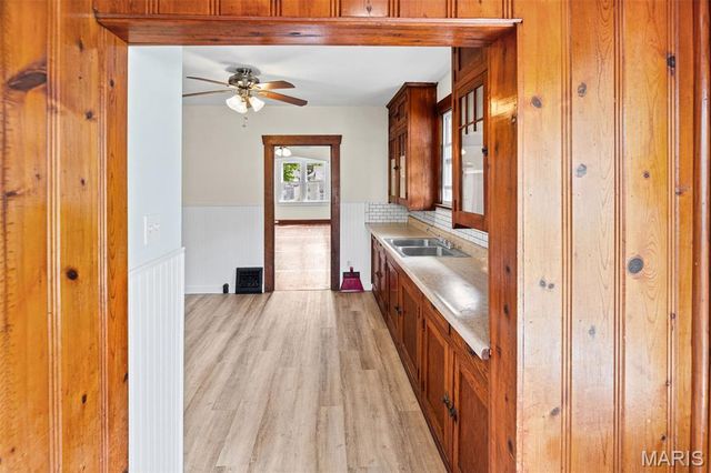 1310 Raab Avenue, Belleville, IL 62220