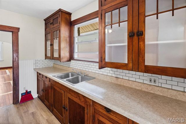 1310 Raab Avenue, Belleville, IL 62220