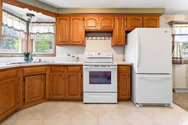 1308 KENNETH AVENUE, Kaukauna, WI 54130