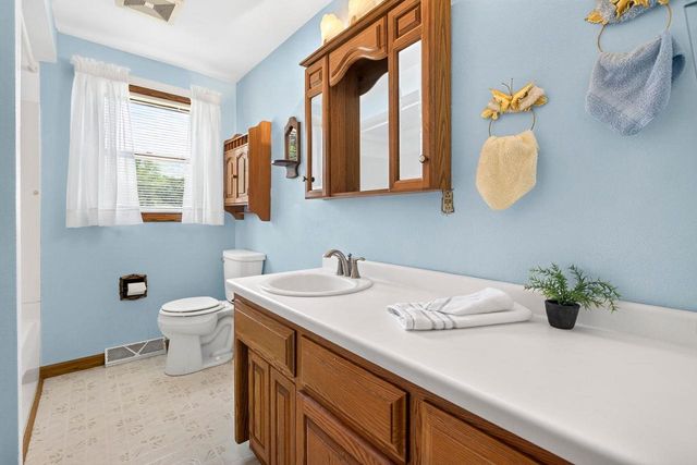 1308 KENNETH AVENUE, Kaukauna, WI 54130