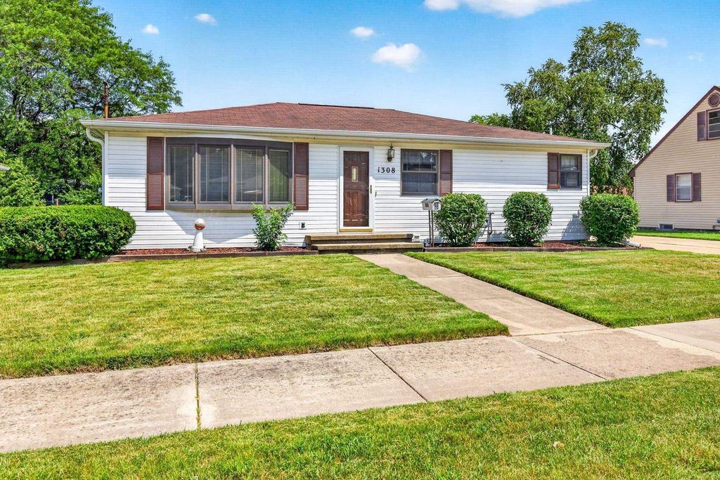 1308 KENNETH AVENUE, Kaukauna, WI 54130