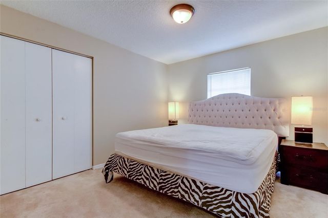 9401 WOODBAY DRIVE, Tampa, FL 33626