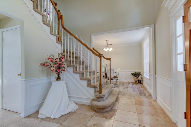 9401 WOODBAY DRIVE, Tampa, FL 33626