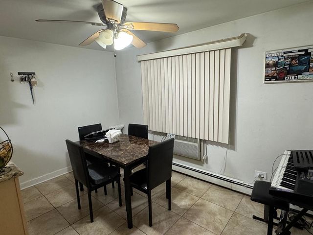 7214 W Wrightwood Avenue 1S, Elmwood Park, IL 60707