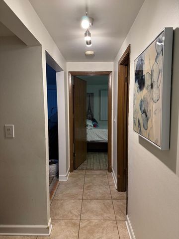 7214 W Wrightwood Avenue 1S, Elmwood Park, IL 60707