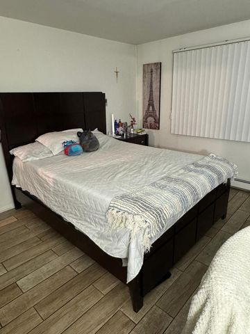 7214 W Wrightwood Avenue 1S, Elmwood Park, IL 60707