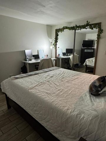 7214 W Wrightwood Avenue 1S, Elmwood Park, IL 60707