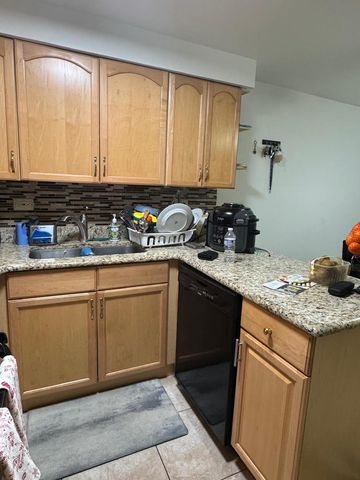 7214 W Wrightwood Avenue 1S, Elmwood Park, IL 60707