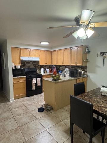 7214 W Wrightwood Avenue 1S, Elmwood Park, IL 60707