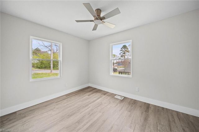 709 Sherman Street, Badin, NC 28009