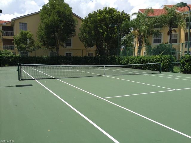 4620 Saint Croix LN 925, Naples, FL 34109