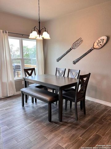 946 CYPRESS DR, Canyon Lake, TX 78133