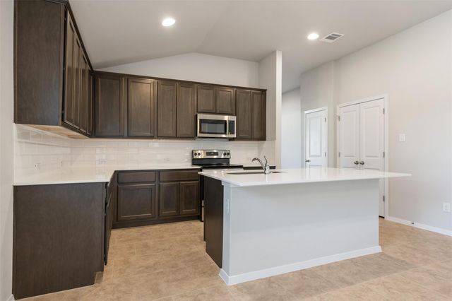 4302 Lindberg LN, Lago Vista, TX 78645