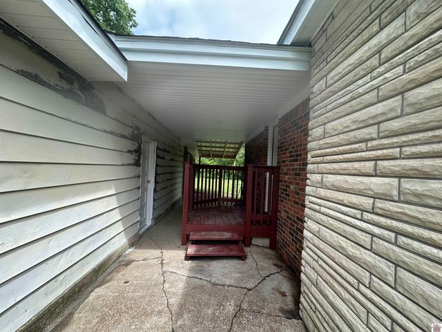 2010 Husband Road, Paducah, KY 42003