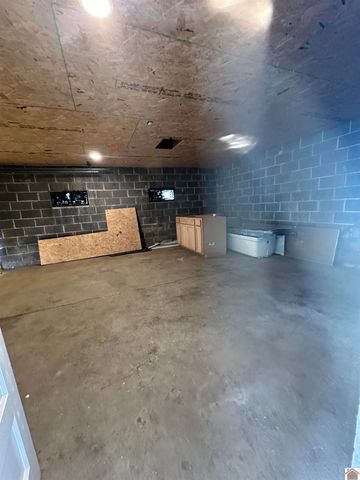 2010 Husband Road, Paducah, KY 42003