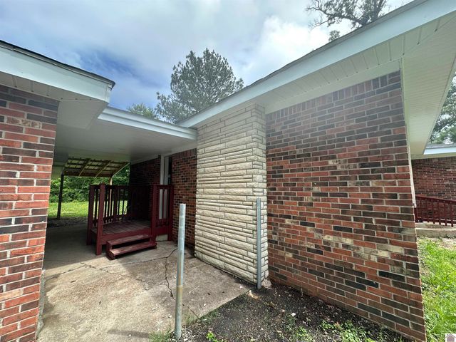 2010 Husband Road, Paducah, KY 42003