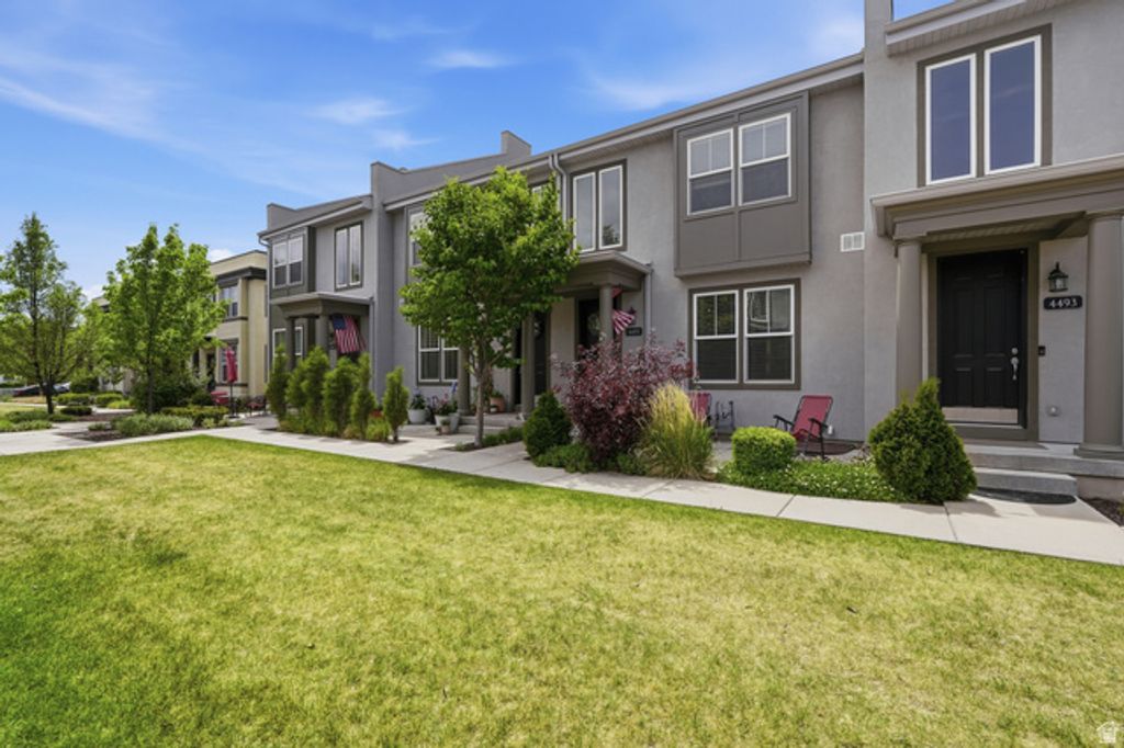 4497 W IRON MOUNTAIN DR, South Jordan, UT 84009