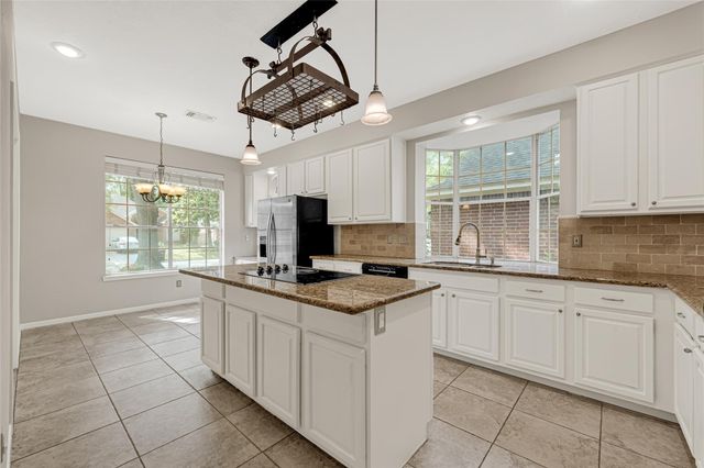 4227 Mountain Peak Way, Houston, TX 77345