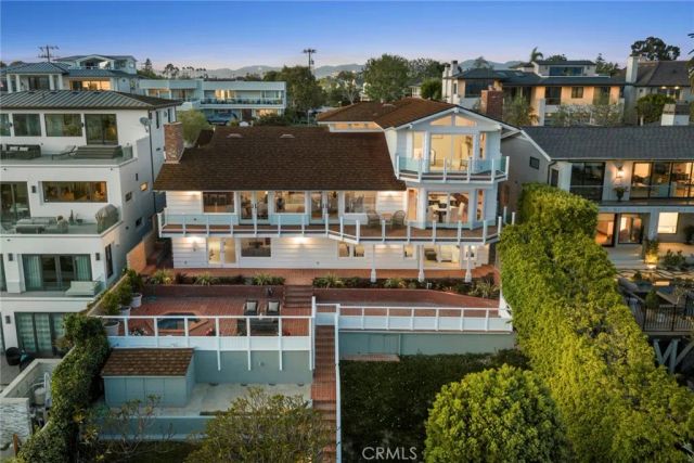 701 Kings Road, Newport Beach, CA 92663