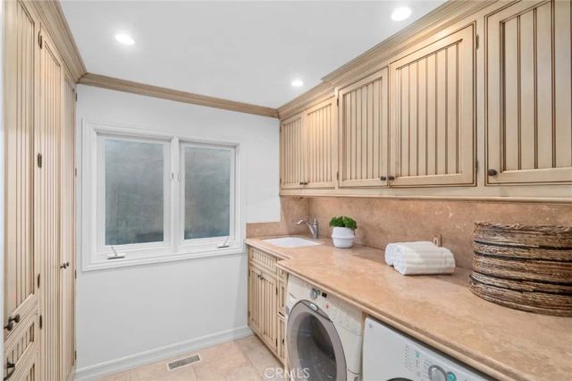 701 Kings Road, Newport Beach, CA 92663