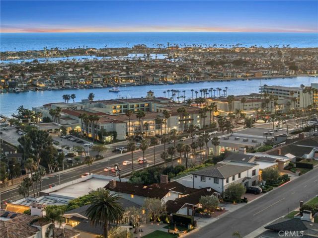 701 Kings Road, Newport Beach, CA 92663