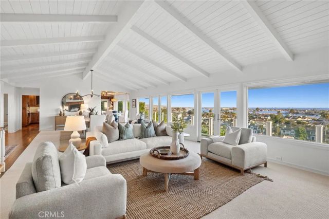 701 Kings Road, Newport Beach, CA 92663