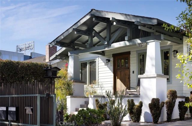 6067 Harold Way, Los Angeles, CA 90028