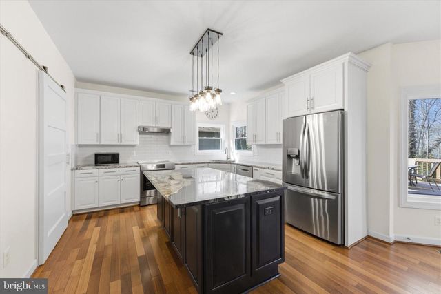 6271 OCCOQUAN FOREST DR, Manassas, VA 20112